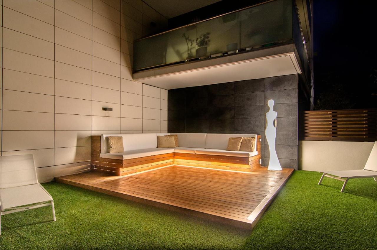 Sitges Spaces Garden Paradise 3 Bedroom, 3 Bathroom, Huge Private Garden-Terrace, Pool- Sleeps Up To 8 Luaran gambar