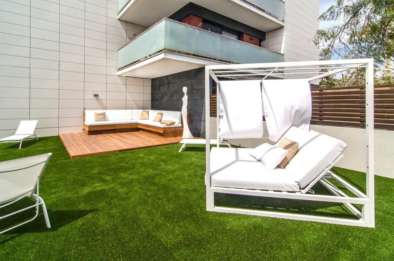 Sitges Spaces Garden Paradise 3 Bedroom, 3 Bathroom, Huge Private Garden-Terrace, Pool- Sleeps Up To 8 Luaran gambar
