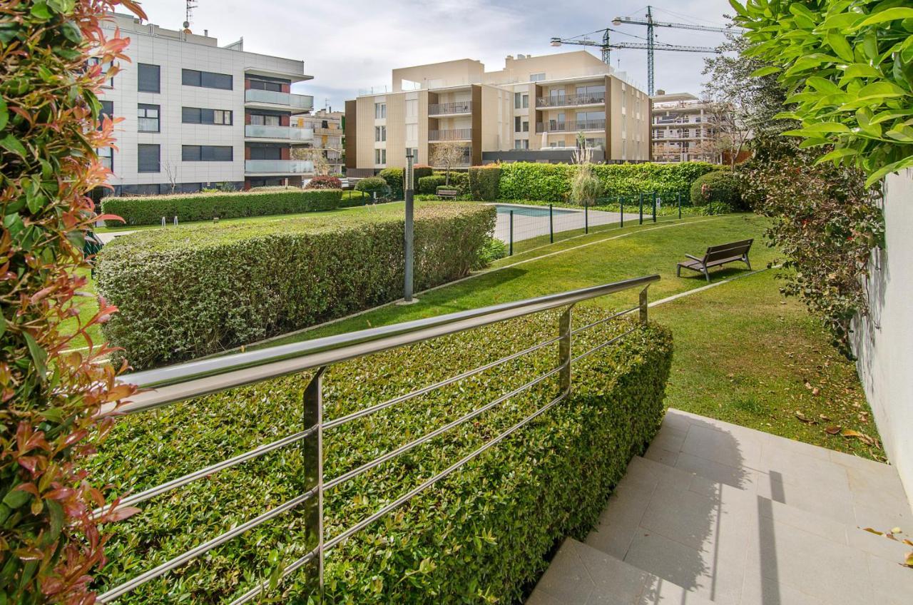 Sitges Spaces Garden Paradise 3 Bedroom, 3 Bathroom, Huge Private Garden-Terrace, Pool- Sleeps Up To 8 Luaran gambar