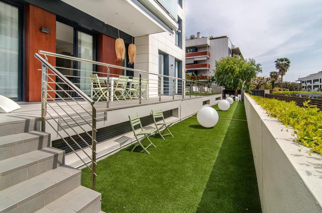 Sitges Spaces Garden Paradise 3 Bedroom, 3 Bathroom, Huge Private Garden-Terrace, Pool- Sleeps Up To 8 Luaran gambar