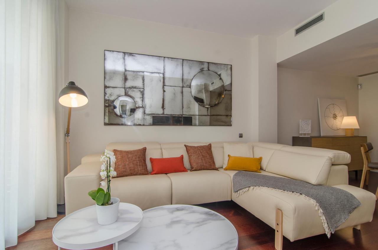 Sitges Spaces Garden Paradise 3 Bedroom, 3 Bathroom, Huge Private Garden-Terrace, Pool- Sleeps Up To 8 Luaran gambar