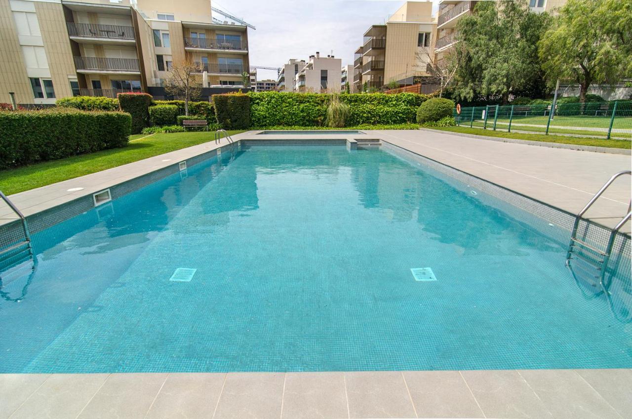 Sitges Spaces Garden Paradise 3 Bedroom, 3 Bathroom, Huge Private Garden-Terrace, Pool- Sleeps Up To 8 Luaran gambar