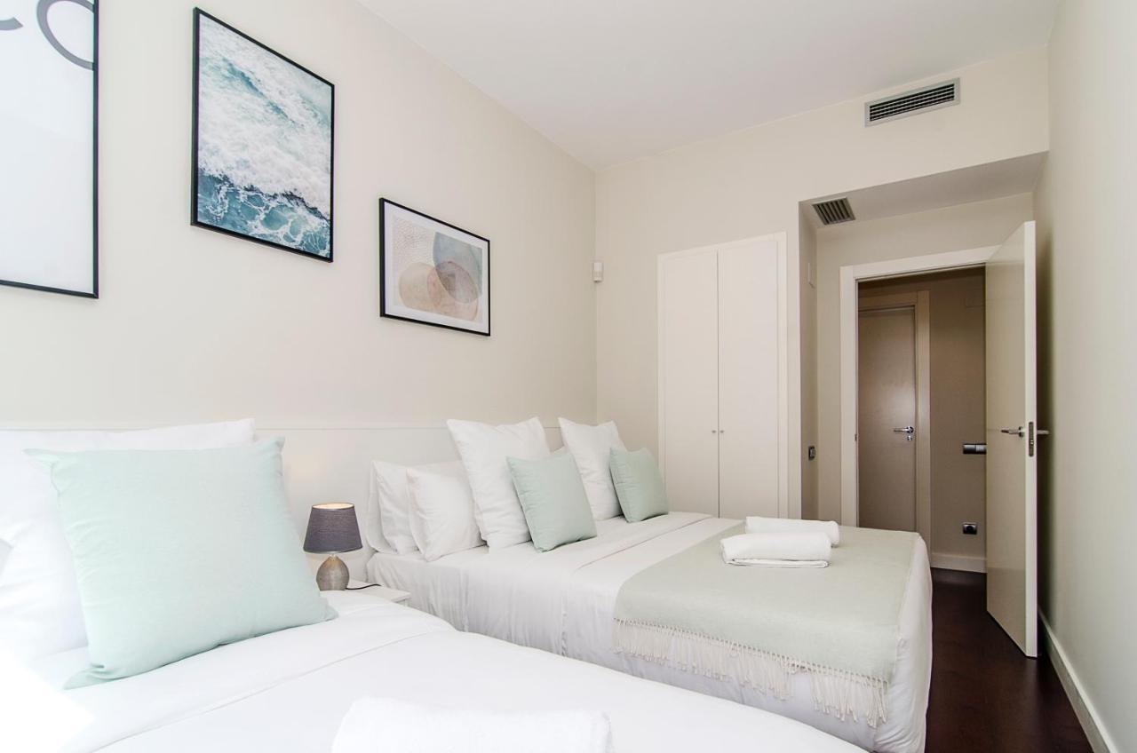 Sitges Spaces Garden Paradise 3 Bedroom, 3 Bathroom, Huge Private Garden-Terrace, Pool- Sleeps Up To 8 Luaran gambar