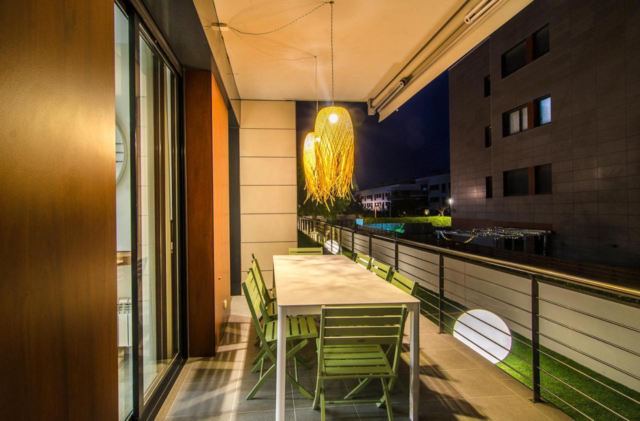 Sitges Spaces Garden Paradise 3 Bedroom, 3 Bathroom, Huge Private Garden-Terrace, Pool- Sleeps Up To 8 Luaran gambar