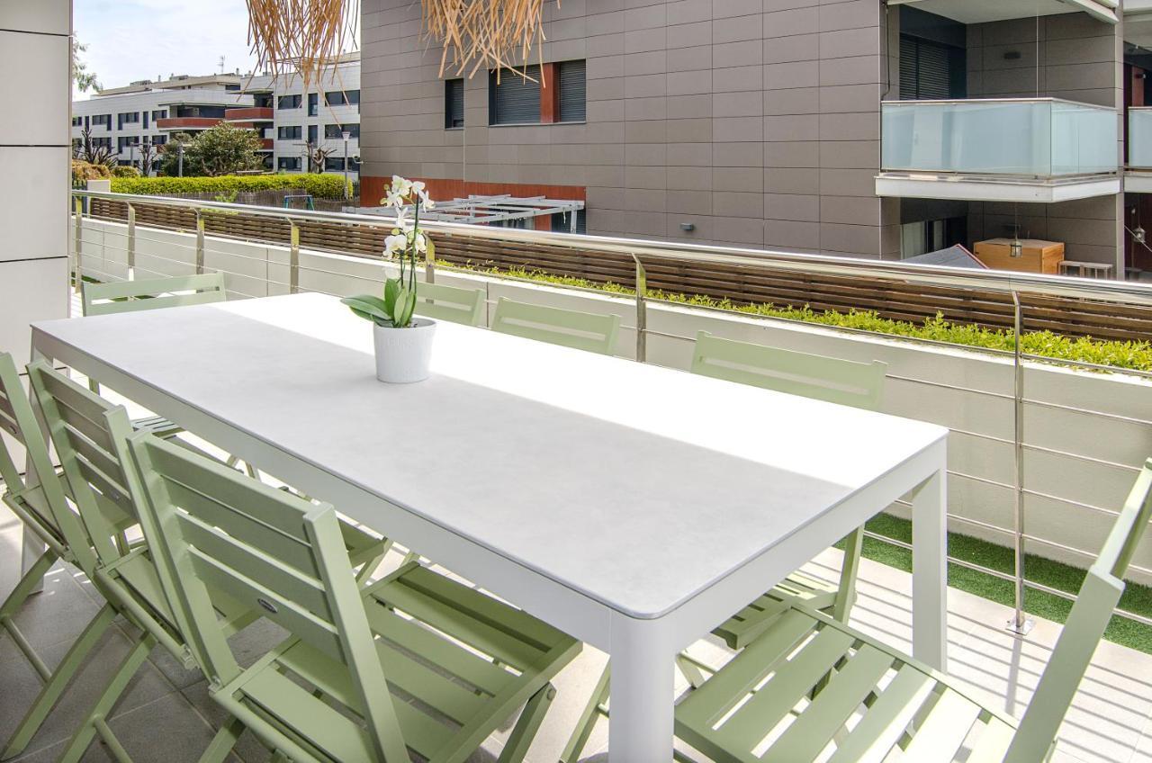 Sitges Spaces Garden Paradise 3 Bedroom, 3 Bathroom, Huge Private Garden-Terrace, Pool- Sleeps Up To 8 Luaran gambar