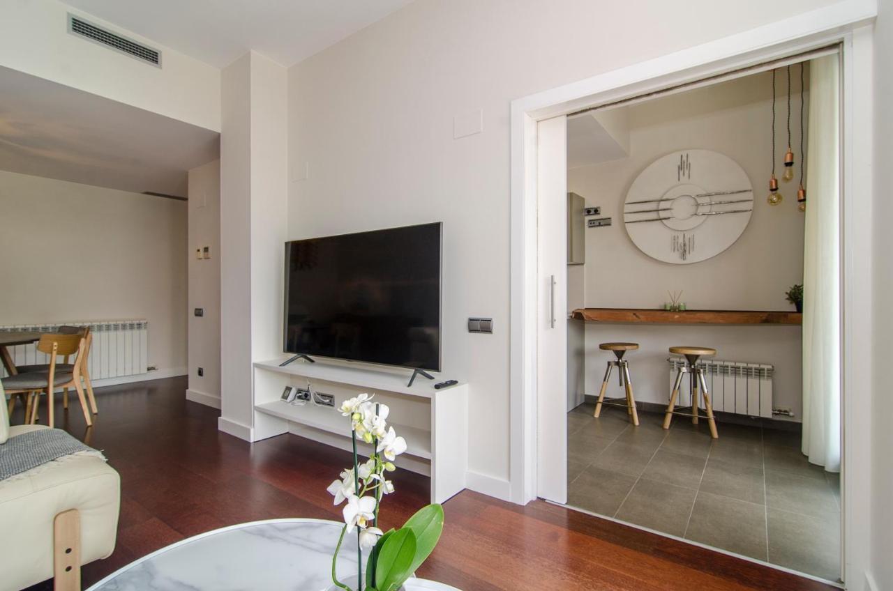 Sitges Spaces Garden Paradise 3 Bedroom, 3 Bathroom, Huge Private Garden-Terrace, Pool- Sleeps Up To 8 Luaran gambar